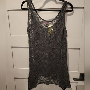 TORRID Lace Handkerchief Hem Tank Top Size 0